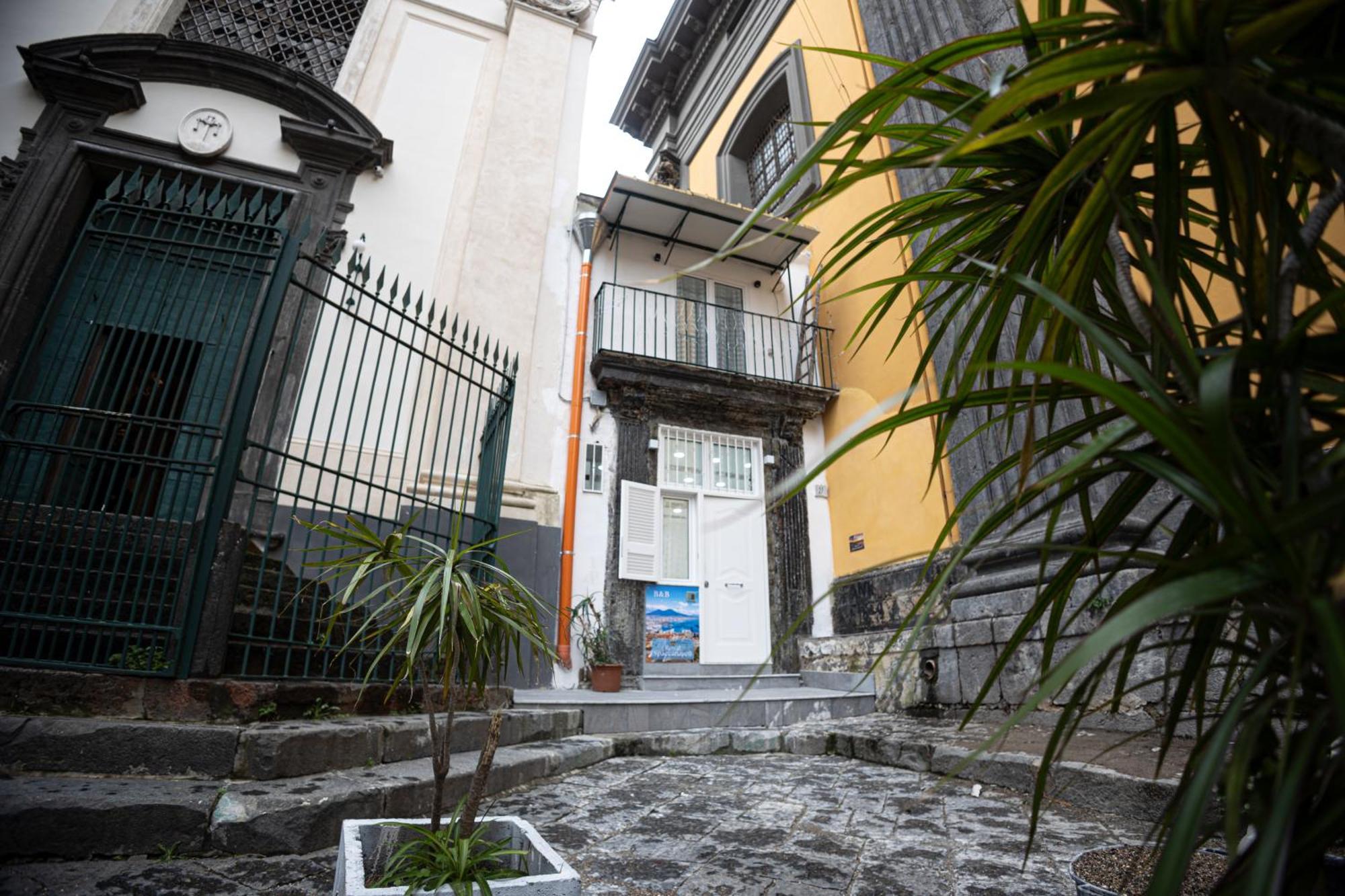 Royal Spaccanapoli Nápoles Exterior foto